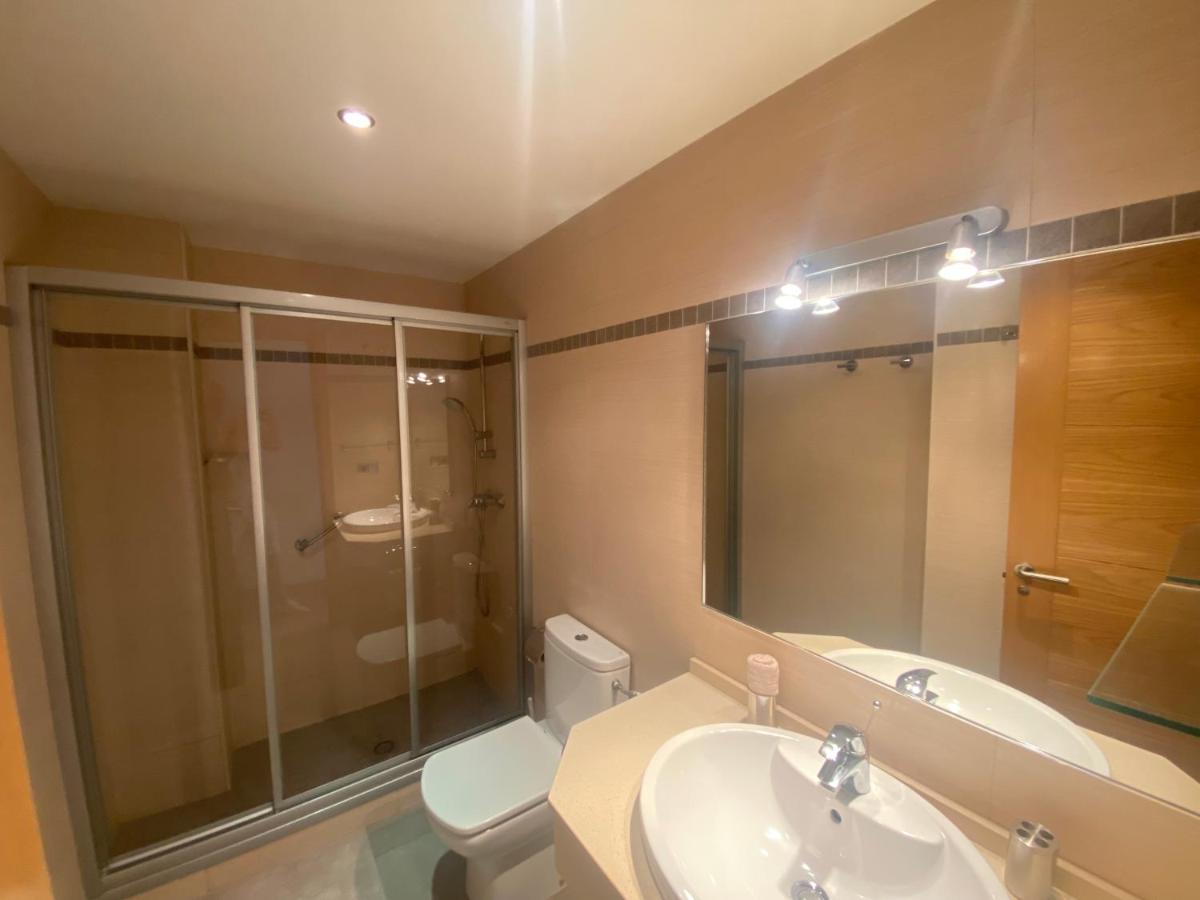 Albamar Frontline Beach Apartment 3 Bedrooms Fuengirola Eksteriør bilde